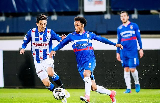 通过这些举 通过这些举